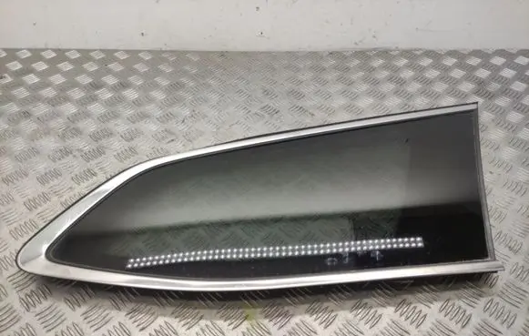 Peugeot 308 Rear side window