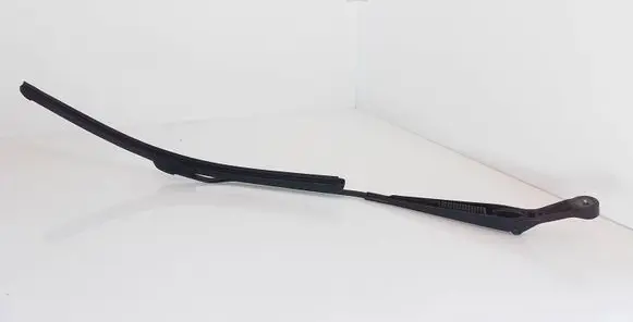 Volkswagen PASSAT B5 Front wiper blade arm