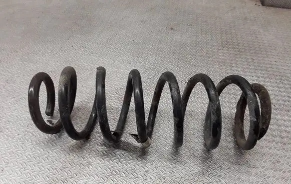 Dodge Caliber Rear coil spring