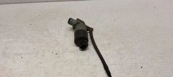 Toyota Verso Windscreen/windshield washer pump 853300F010