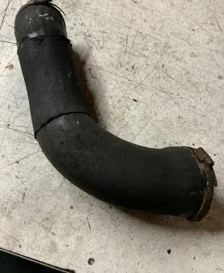 Volvo V70 Intercooler hose/pipe