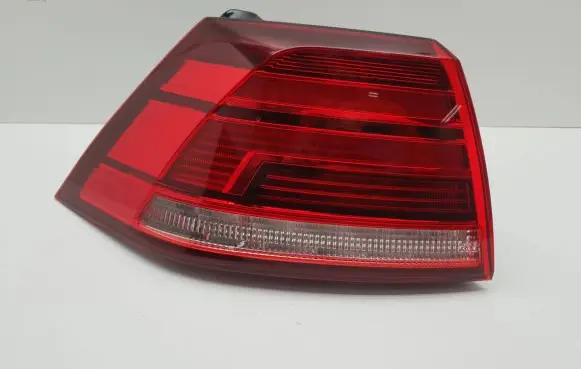 Volkswagen Golf VII Rear/tail lights 5G0945095Q L90120959