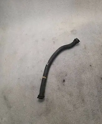 Audi V8 Breather/breather pipe/hose 