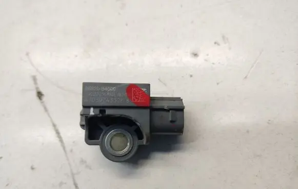Hyundai Tucson TL Airbag deployment crash/impact sensor 95920B4000 A7039743308 09222016