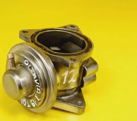 Skoda Octavia Mk1 (1U) EGR valve 038131501AF 038129637D