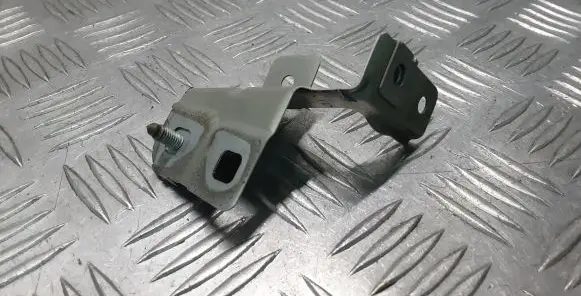 Other engine bay part