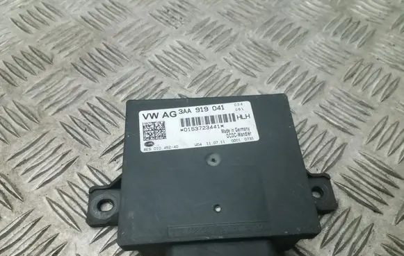Volkswagen PASSAT B7 Power management control unit 3AA919041