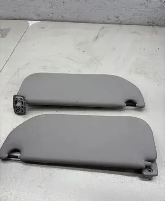 Citroen C3 Sun visor B0A515