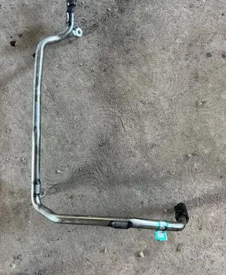 Jeep Grand Cherokee Engine coolant pipe/hose
