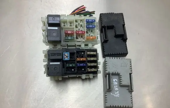Ford Galaxy Fuse box set 6G9T14K131AA 7618411699