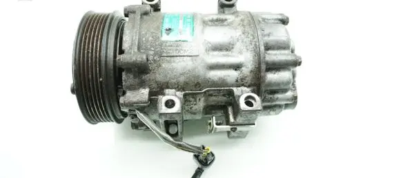 Volvo V50 Air conditioning (A/C) compressor (pump)