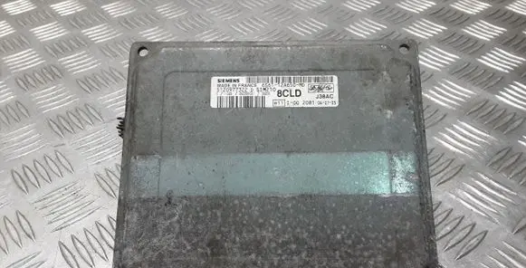 Ford Fiesta Engine control unit/module 6S6112A650MD S120977322D