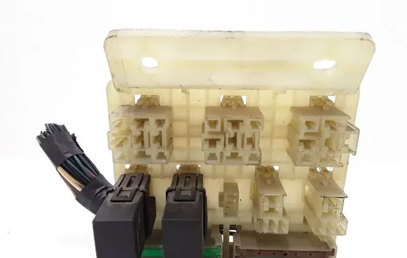 Volvo S40, V40 Fuse module