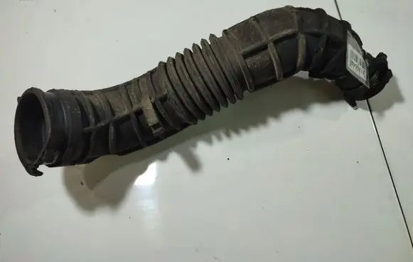 Renault Laguna III Air intake hose/pipe