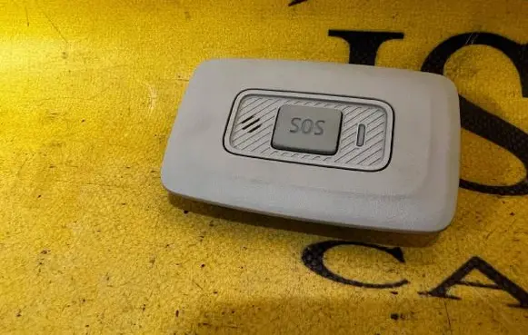 Dacia Sandero III Sos button 253B03938R