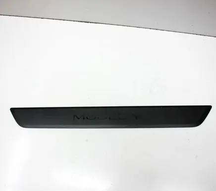 (A) pillar trim