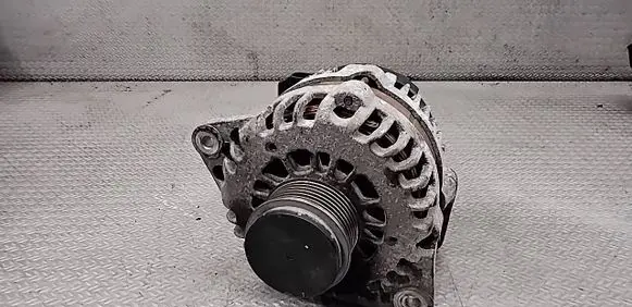 Opel Meriva B Generator/alternator 