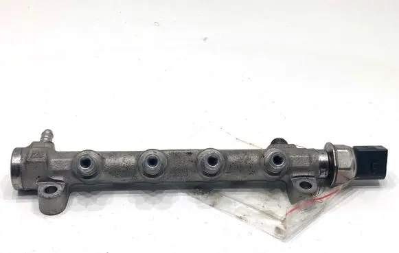 Volkswagen Tiguan Fuel main line pipe 04L906054