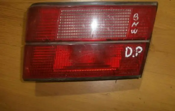 BMW 5 E34 Tailgate rear/tail lights 1379398r 8769r23