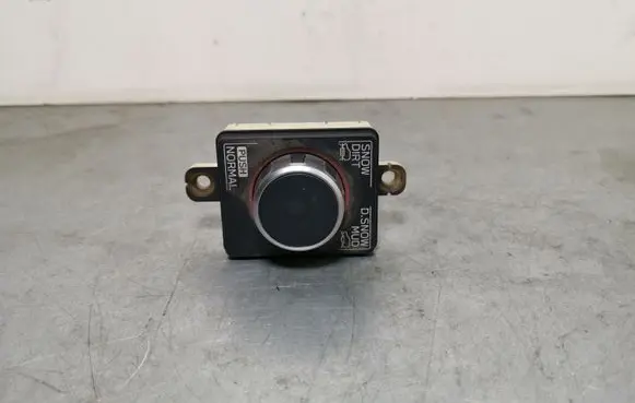 Subaru Forester SK Other switches/knobs/shifts 83211SJ000