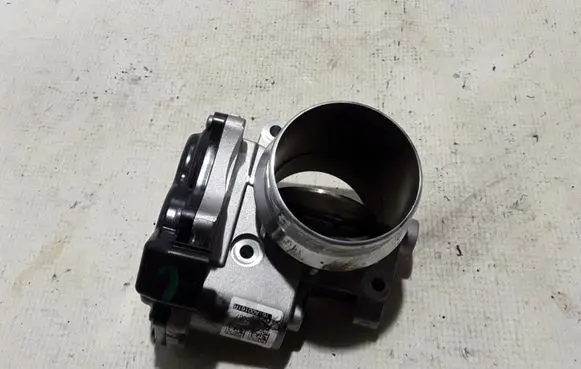 Renault Master III Throttle valve 161A00161R