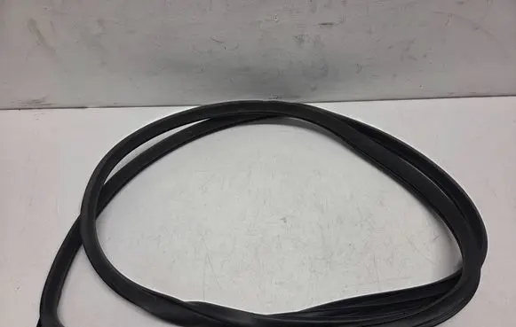 KIA Stonic Rear door rubber seal (on body) 