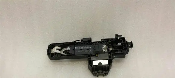 Mercedes-Benz E W212 Front door exterior handle/bracket A2047602534