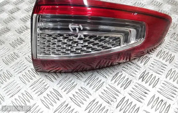 Ford Mondeo MK IV Rear/tail lights