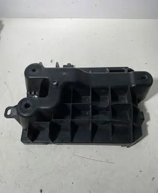 Suzuki Ignis Battery tray 7252162R10