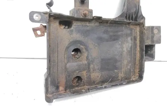 Mitsubishi Colt Battery tray 8201A084 A45462000