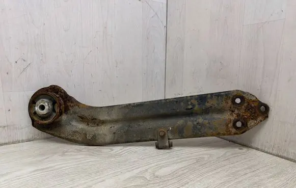 Chevrolet Captiva Rear upper control arm/wishbone 96626444