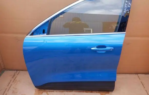 Ford Escape IV Front door LV4B620221AF