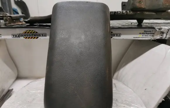 Chevrolet TrailBlazer Armrest 