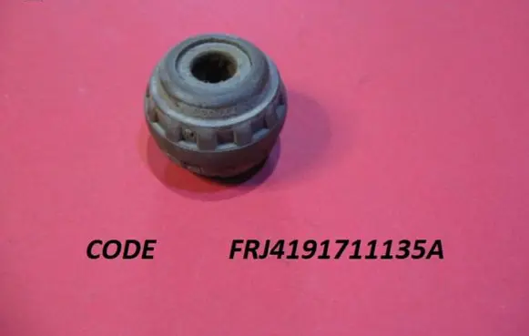 Volkswagen Golf III Gear selector/shifter in gearbox FRJ4191711135A