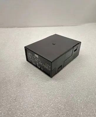 BMW 5 E39 Light module LCM 8375964