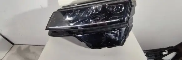 Skoda Karoq Headlight/headlamp 57B941015D