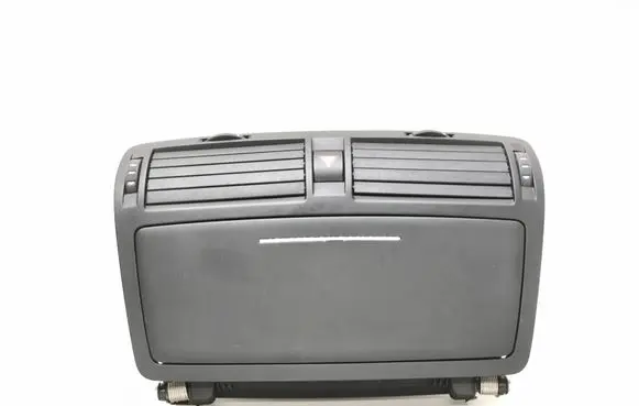 Skoda Octavia Mk2 (1Z) Dash center air vent grill 1Z0820951