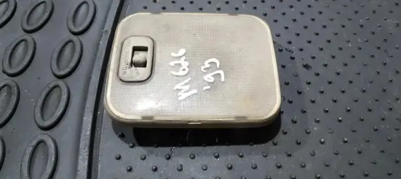 Mazda 626 Front seat light