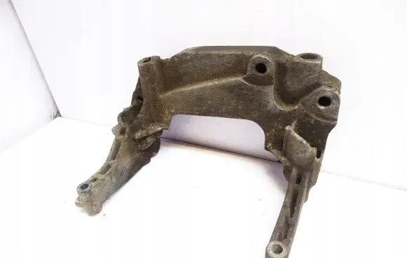 Fiat Panda II Engine mounting bracket