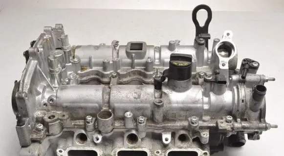 Ford Fiesta Engine head RFHX7G-6090-AE