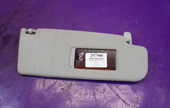 Volkswagen Polo Sun visor