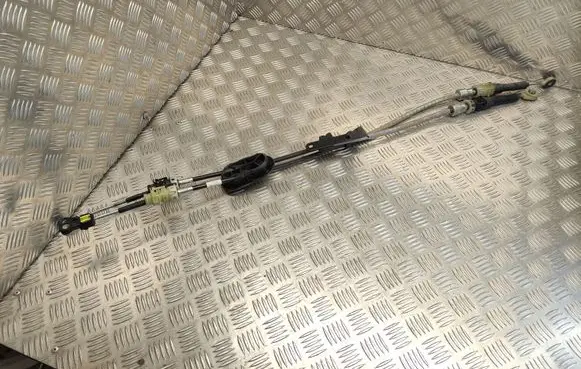 Gear shift cable linkage