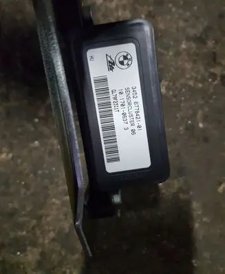 BMW 3 E90 E91 ESP acceleration yaw rate sensor 6778421