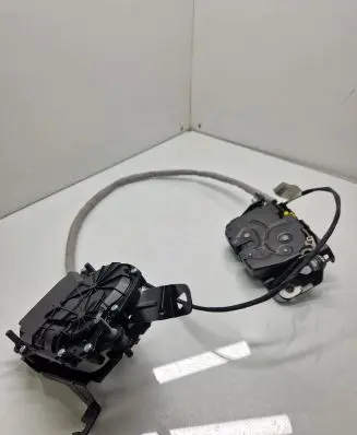 BMW 4 F36 Gran coupe Tailgate/trunk/boot lock/catch/latch 912635