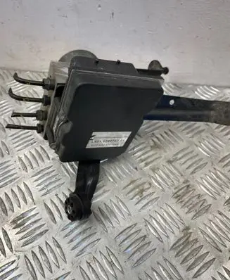 BMW 5 E60 E61 ABS Pump 6769703 6769705
