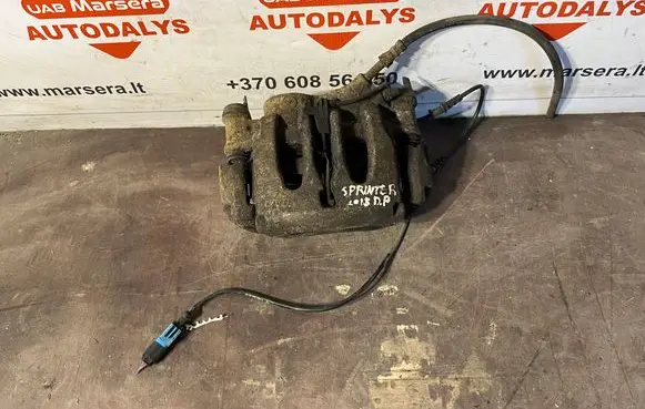 Mercedes-Benz Sprinter W906 Front brake caliper