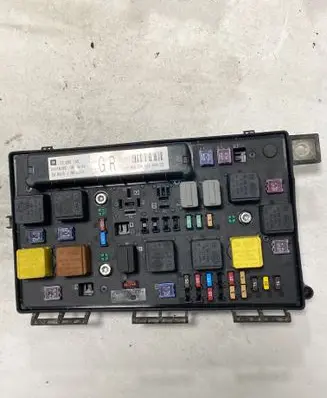 Opel Astra H Fuse module 5DK00866832