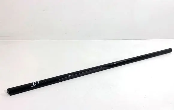 BMW 3 GT F34 Loading door glass trim molding 