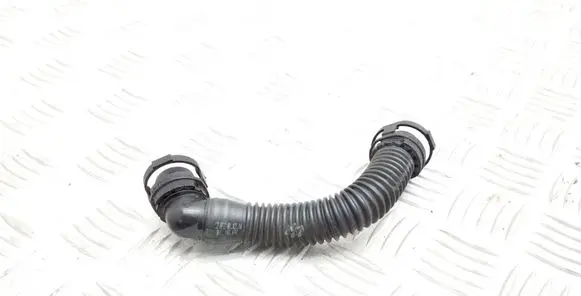 Skoda Superb B8 (3V) Breather hose/pipe 04L103493