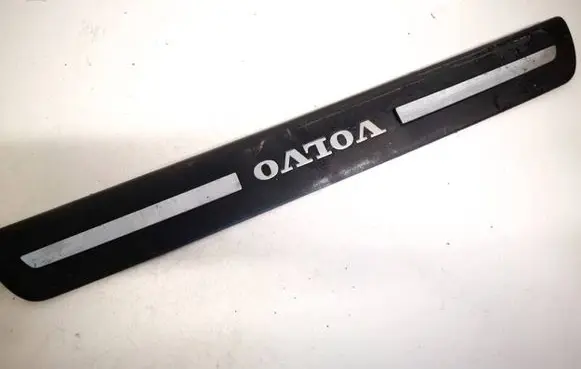 Volvo V50 Front sill trim cover 08622671